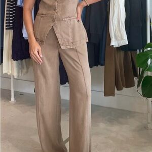 Anthropologie YFB slouchy Wide Leg Pants in tan size M